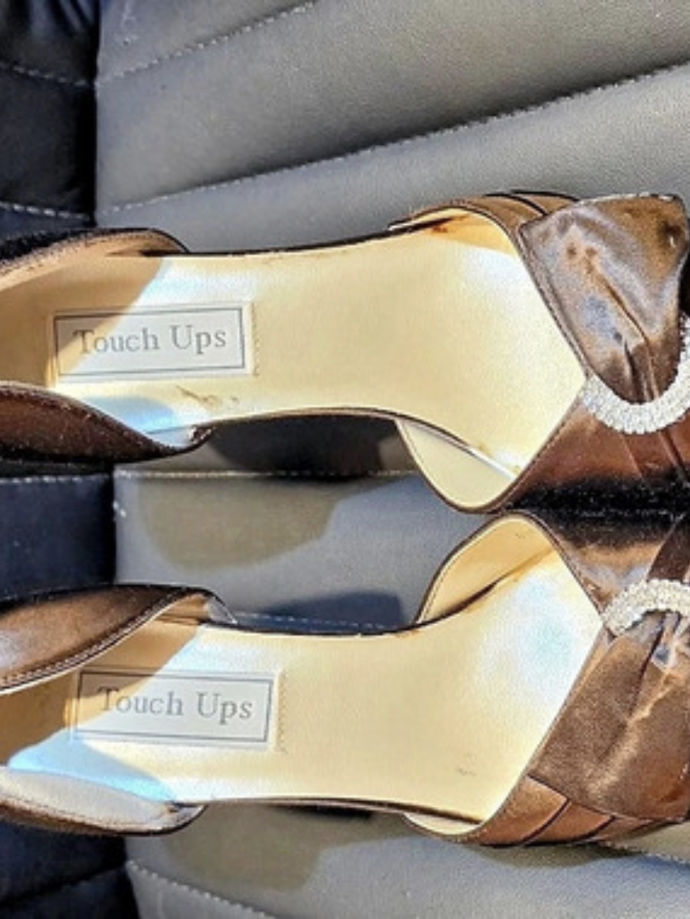 Touch Ups Pointed-Toe Jeweled Buckle Heels in Brown US 8.5